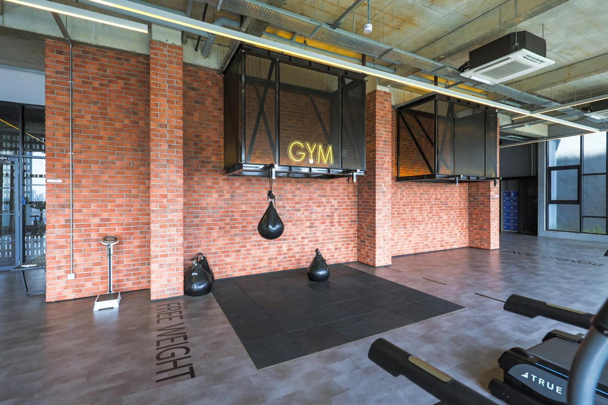 Millerz Square By Mykey Apartment Kuala Lumpur Exterior photo The gym at the hotel