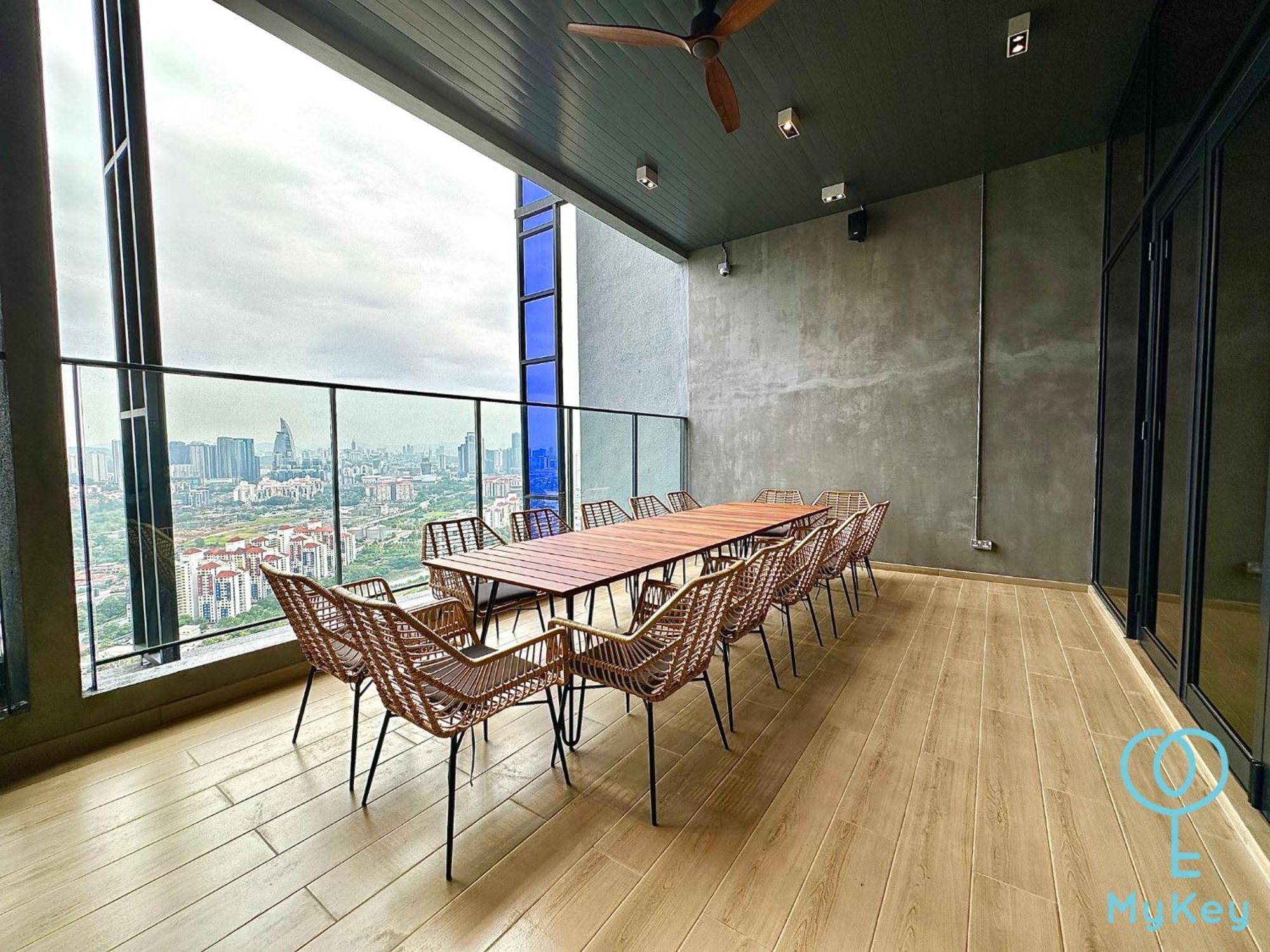 Millerz Square By Mykey Apartment Kuala Lumpur Exterior photo Sky Garden